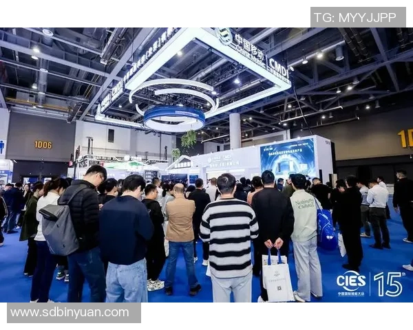 以俱乐部为核心打造多元化交流平台促进会员共同成长与发展